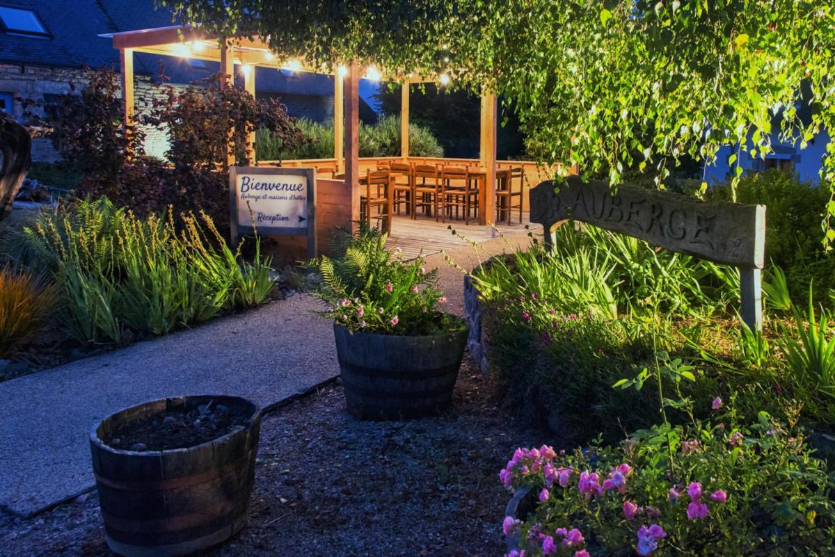Domaine Le Puits De Jeanne Hotel Plouegat-Moysan ภายนอก รูปภาพ