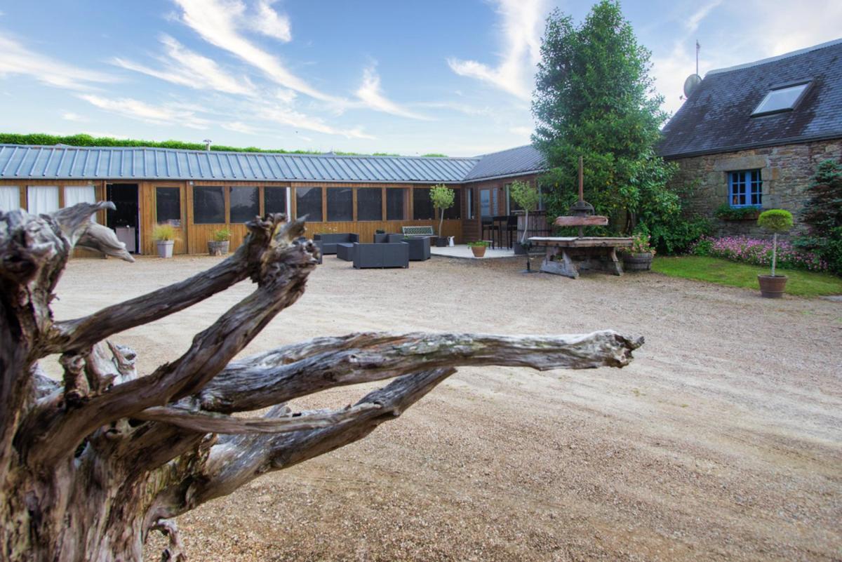 Domaine Le Puits De Jeanne Hotel Plouegat-Moysan ภายนอก รูปภาพ