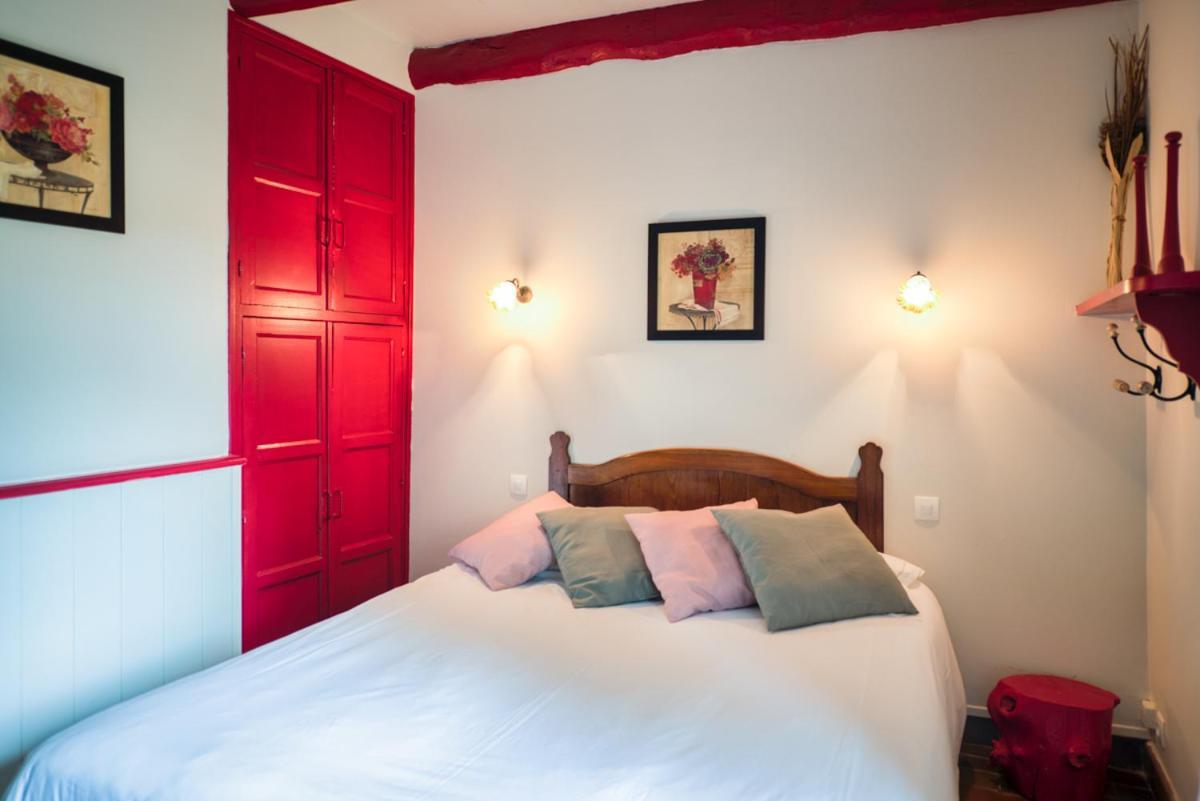 Domaine Le Puits De Jeanne Hotel Plouegat-Moysan ภายนอก รูปภาพ