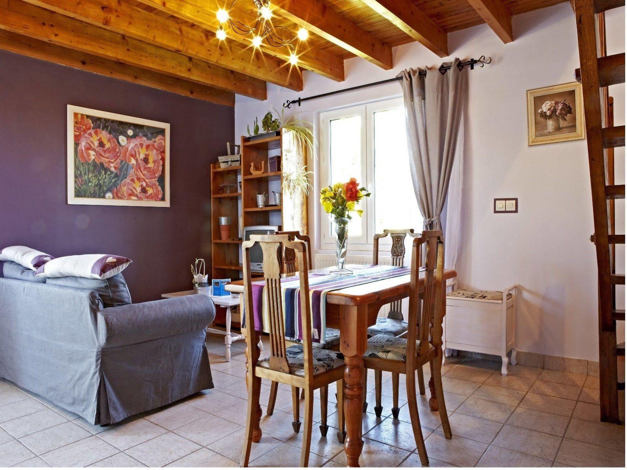 Domaine Le Puits De Jeanne Hotel Plouegat-Moysan ภายนอก รูปภาพ